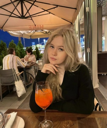 Анкета проститутки Оля - город Бамматюрт, 19 лет, №1677